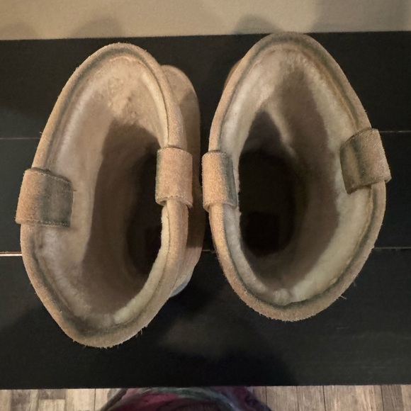 💥Tory Burch Suede Pull On Boots. Color Tan, Size 9, Mid-calf - Picture 6 of 8